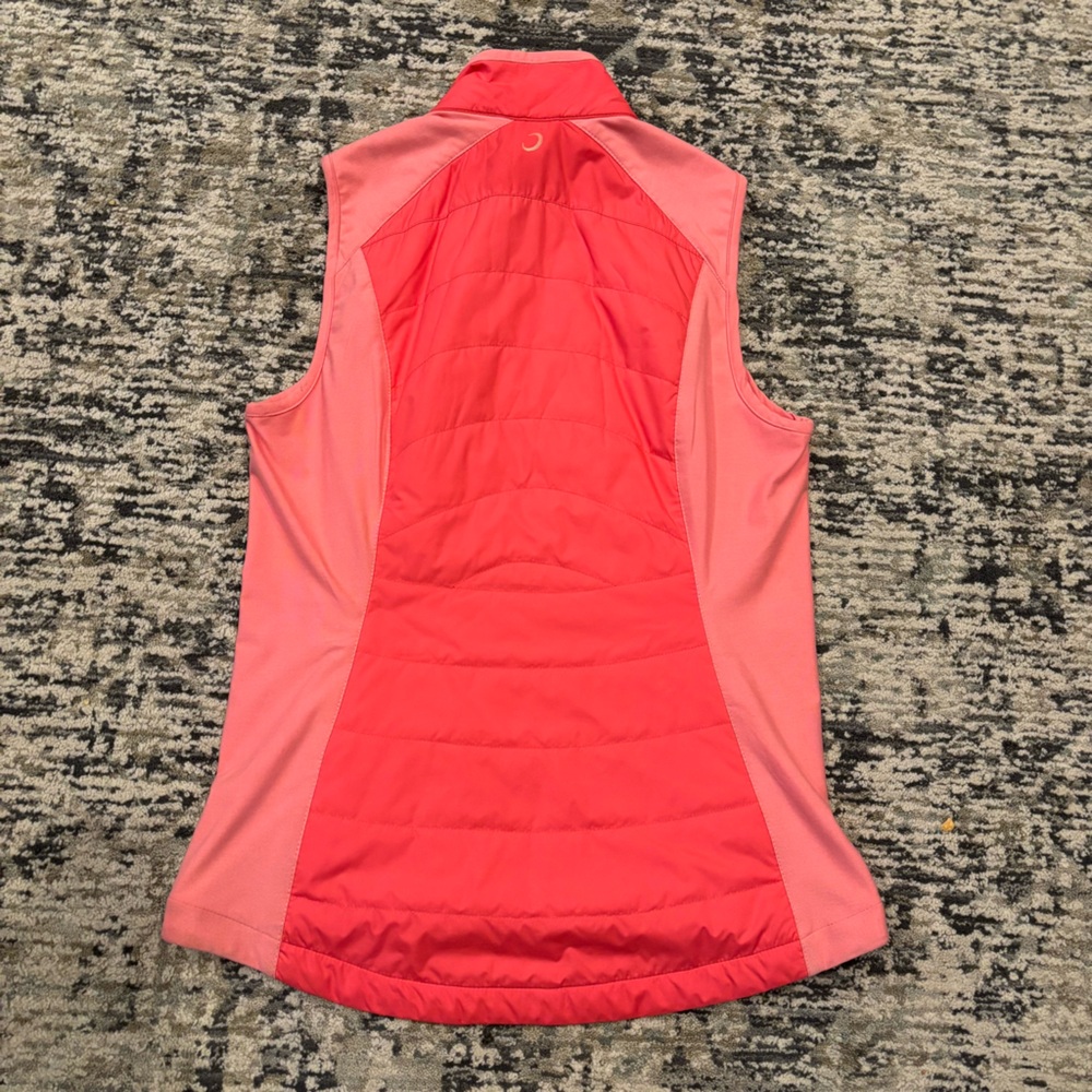 Zero Restriction Tess Performance Primaloft Golf … - image 7